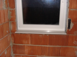 28. Oktober 2008: Die Fensterbnke sind eingebaut.